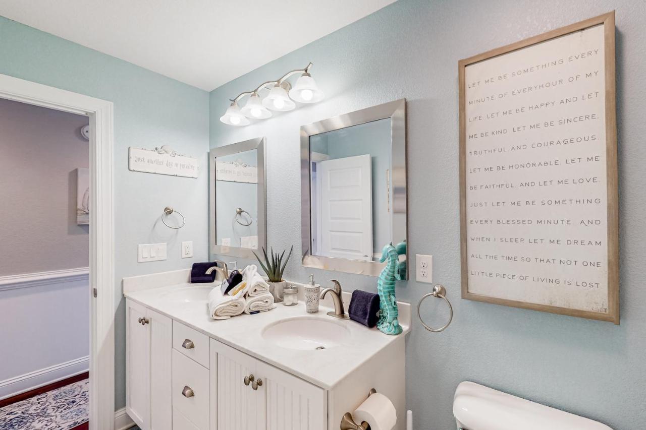 Coastal Serenity - Unit A - Top Floor Kill Devil Hills Bagian luar foto